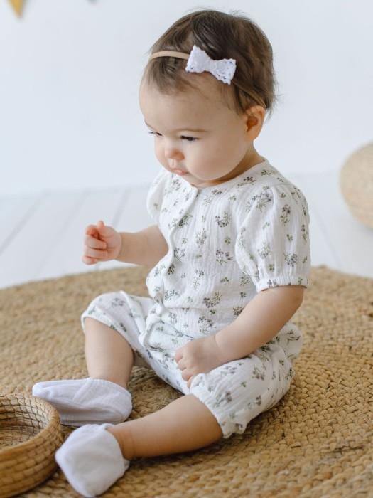 аксессуар для волос с ажурным бантиком "молоко" 0+ фотография