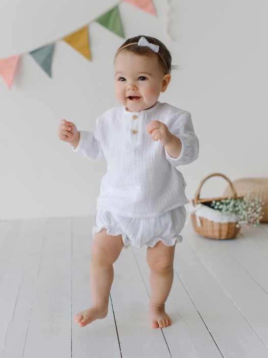 аксессуар для волос с ажурным бантиком "молоко" 0+ из россии вид сбоку