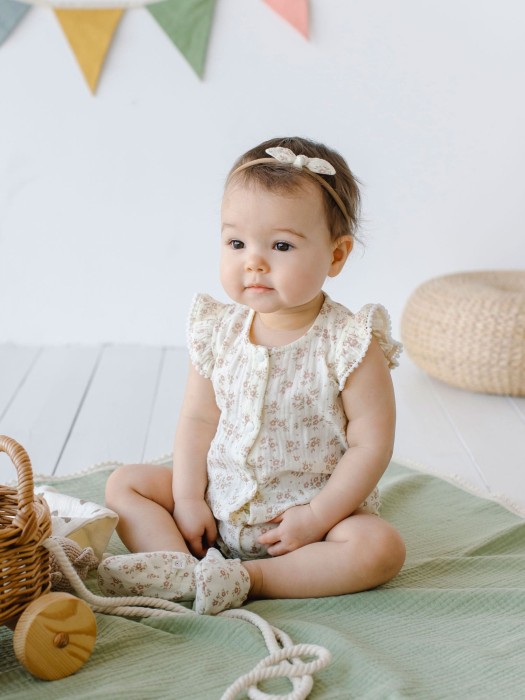 аксессуар для волос с бантиком "примула" 0+ по цене 279 руб вид справа