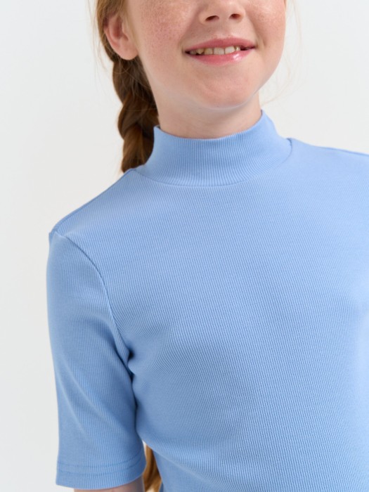 Товар голубого цвета с внутренней стороны