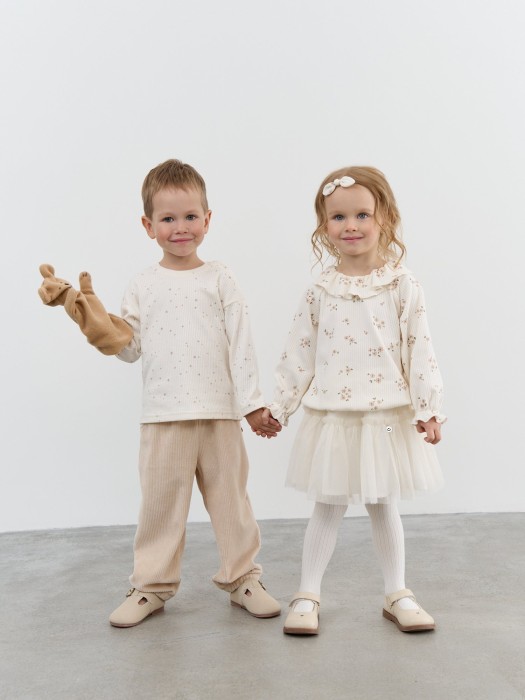 блузка с рюшей "цветочное поле" 0+ из проверенных материалов спереди