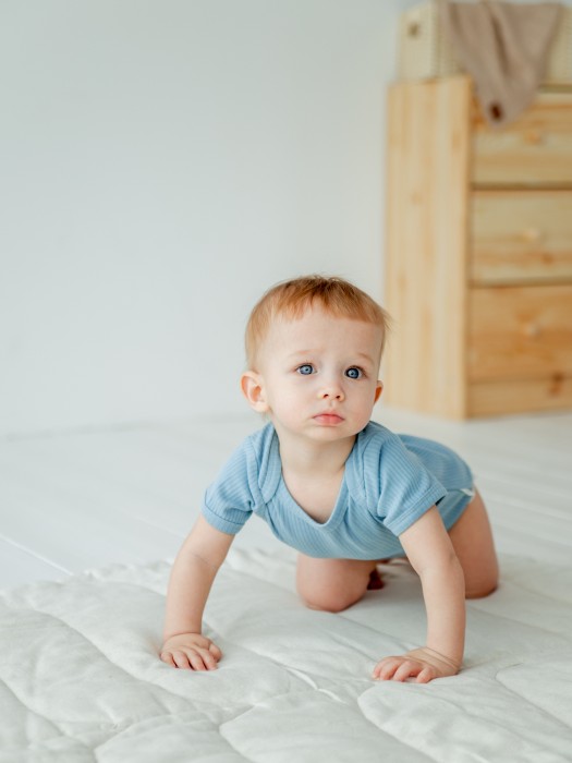 боди с коротким рукавом "деним" из хлопка в рубчик 0+ из россии вид сбоку