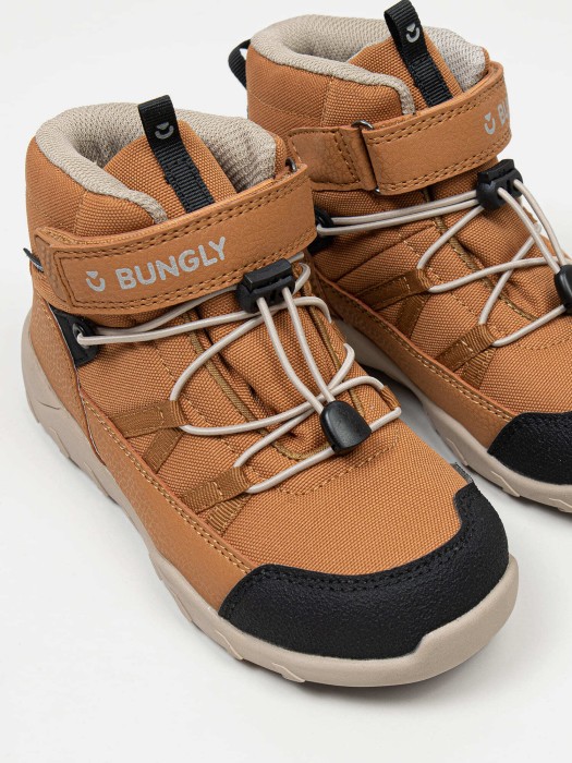 Товар кэмел цвета с внутренней стороны