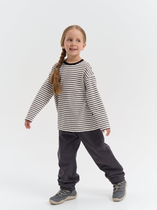 Товар графитового цвета с внутренней стороны