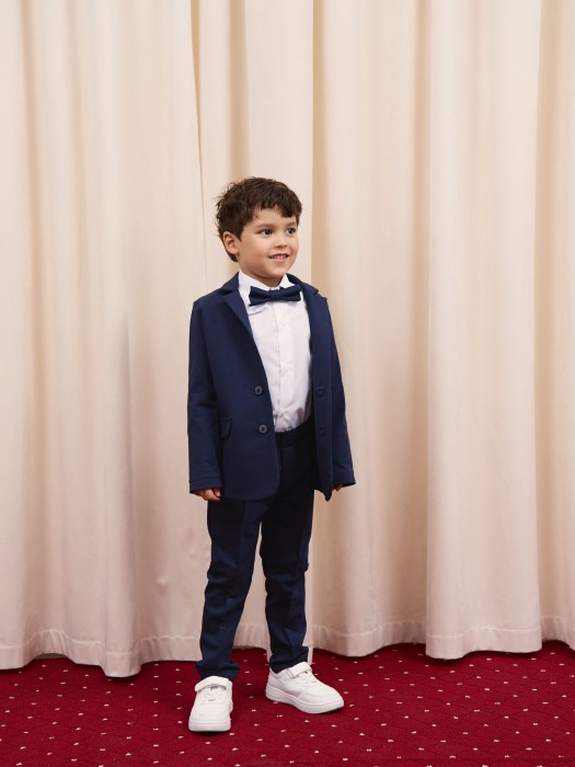 Товар индиго цвета с внутренней стороны