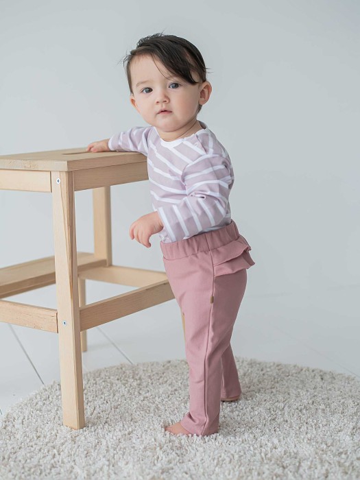 брюки из джинскота с рюшей "розовые" 0+ фотография