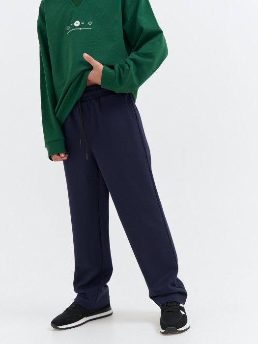 Товар синего цвета с внутренней стороны