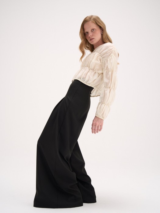 брюки с защипами "обсидиан" женские по цене 4493 руб вид справа