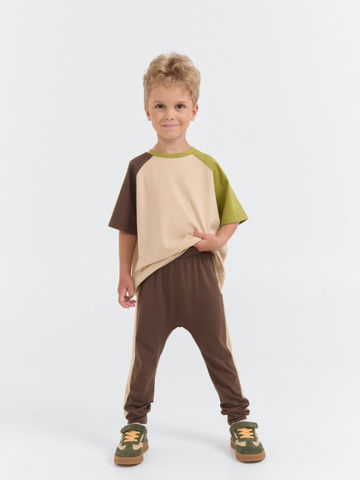 брюки со спущенным шагом и лампасами "шоколад" от бренда bungly вид слева