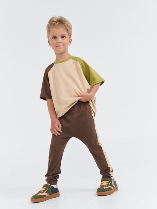 брюки со спущенным шагом и лампасами "шоколад" по цене 979 руб вид справа