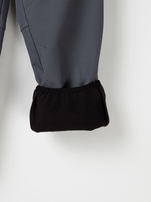 брюки softshell демисезонные "графит" из проверенных материалов спереди
