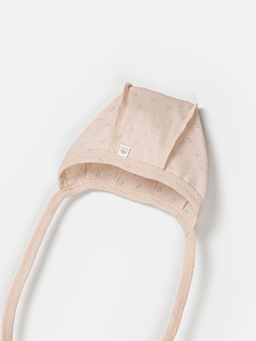 чепчик "нюд" из ажурного хлопка 0+ по цене 449 руб вид справа