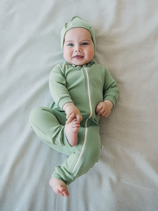 чепчик "шалфей" 0+ по цене 349 руб вид справа