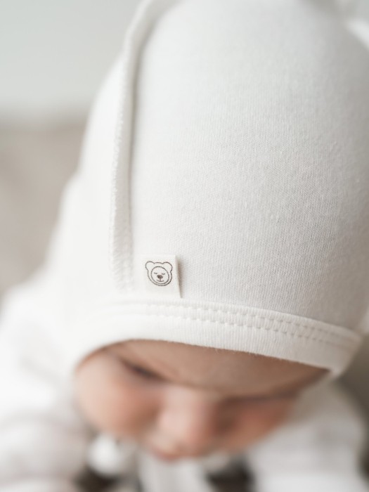 чепчик "сливки" 0+ из россии вид сбоку