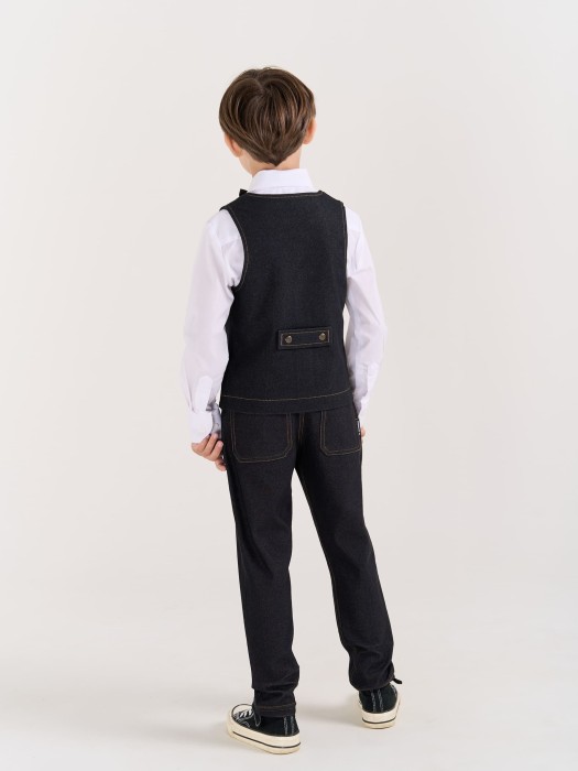 Товар графитового цвета с внутренней стороны