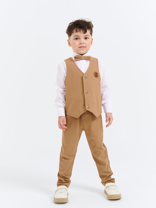 Товар миндального цвета с внутренней стороны