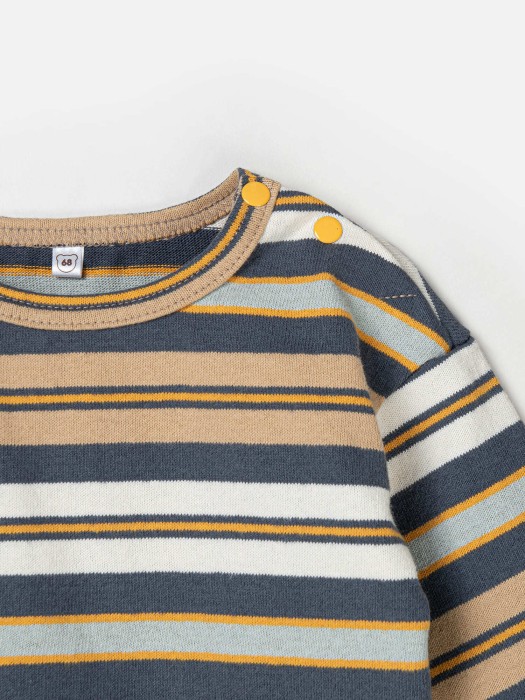 Товар без артикула вид сзади