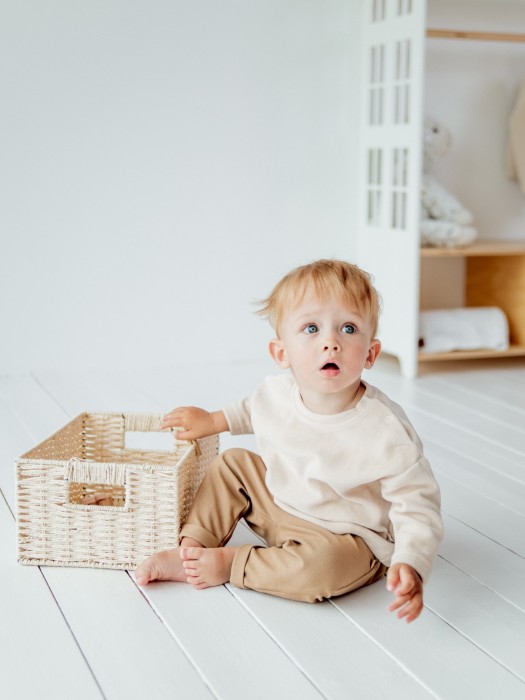 джемпер из велюра "крем-брюле" 0+ по цене 1359 руб вид справа