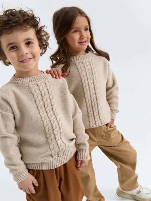 джемпер вязаный "серая дымка" повседневного стиля с лицевой стороны