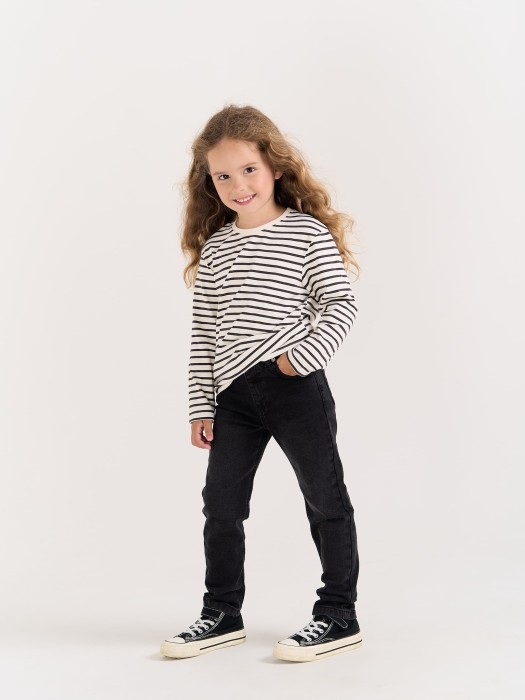 джинсы slim fit "черные" из джинсы и джинскота спереди