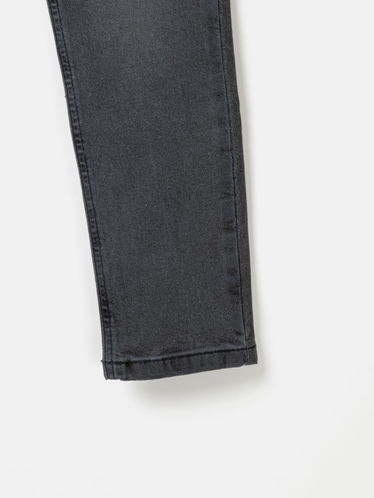 Товар серого цвета с внутренней стороны