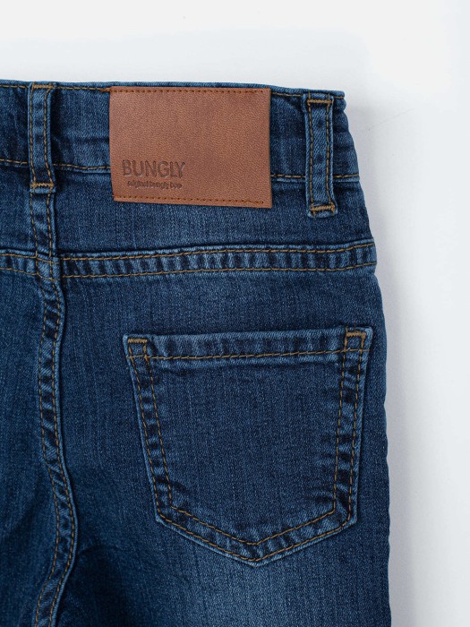 Товар синего цвета с внутренней стороны