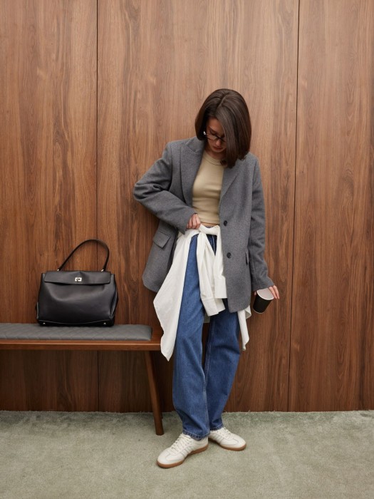 джинсы straight  fit "синие" женские от бренда bungly вид слева