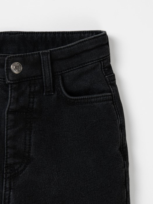 Товар угольного цвета с внутренней стороны