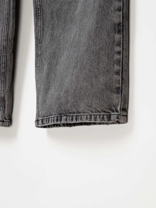 Товар серого цвета с внутренней стороны