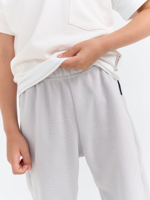 джоггеры флисовые "пепел" из россии вид сбоку