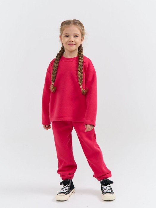 Товар фуксии цвета с внутренней стороны