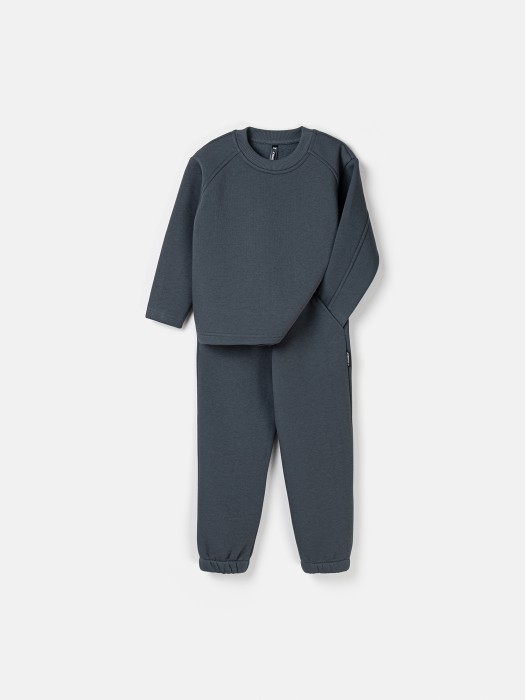 джоггеры "маренго" с карманами утепленные по цене 1399 руб вид справа