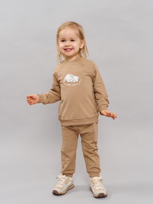 джоггеры облегченные "орех" 0+ от бренда bungly вид слева