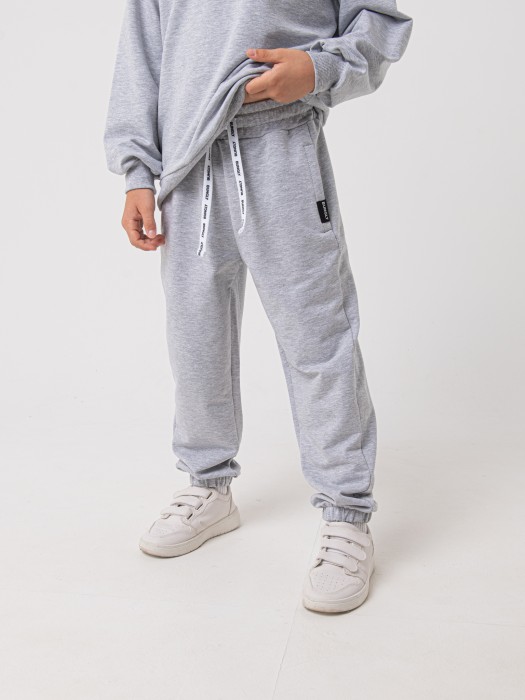 джоггеры облегченные "серый меланж" с карманами 7+ из россии вид сбоку