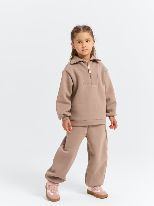 Товар кокосового цвета с внутренней стороны