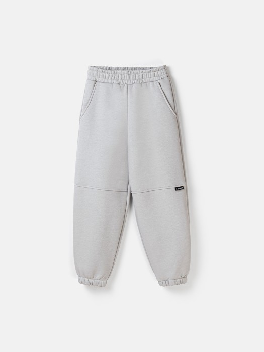 джоггеры оверсайз "пепел" с карманами утепленные 7+ от бренда bungly вид слева