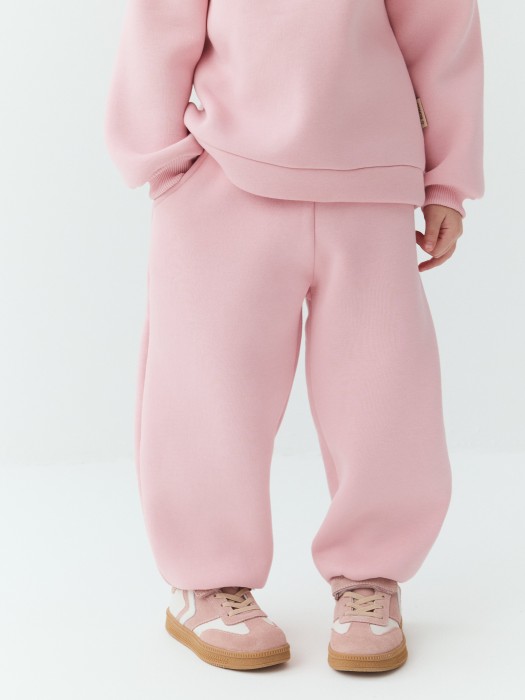 джоггеры оверсайз "зефир" утепленные из россии вид сбоку