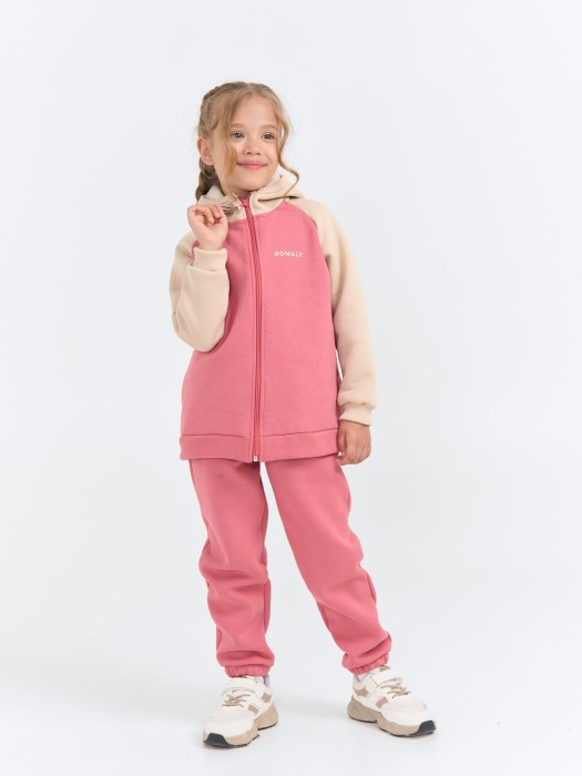 джоггеры "пепельная роза" с карманами утепленные из россии вид сбоку