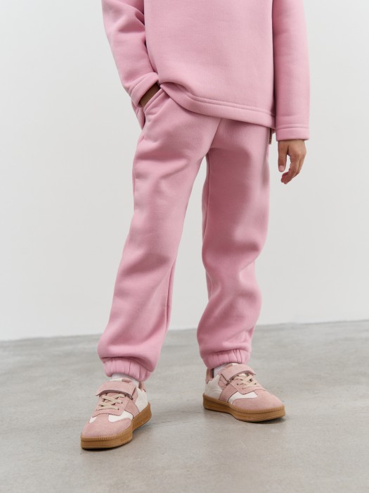 Товар пудрового цвета с внутренней стороны