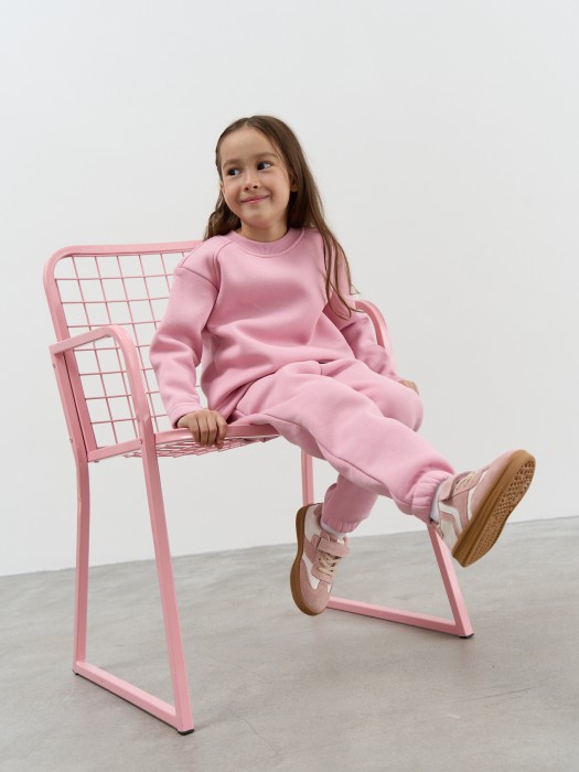 джоггеры "пудра" с карманами утепленные из проверенных материалов спереди