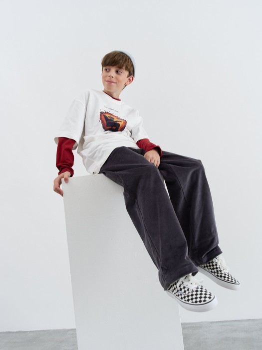 джоггеры вельветовые "графит" 7+ по цене 2219 руб вид справа