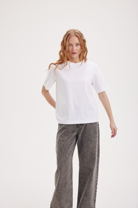футболка из мерсеризированного хлопка "молоко" женская от бренда bungly вид слева