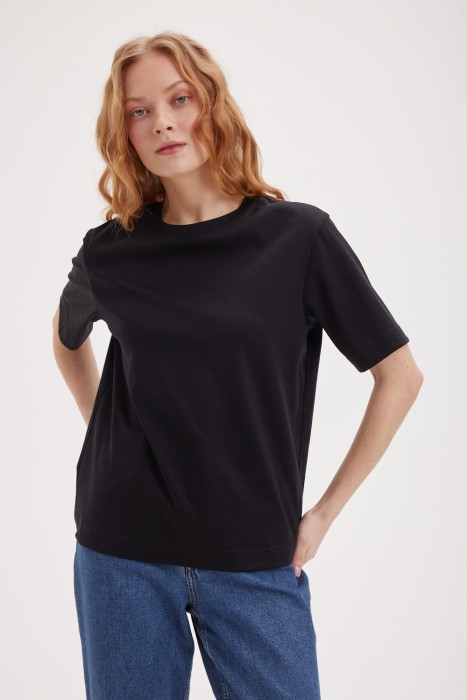 футболка из мерсеризированного хлопка "уголь" женская фотография