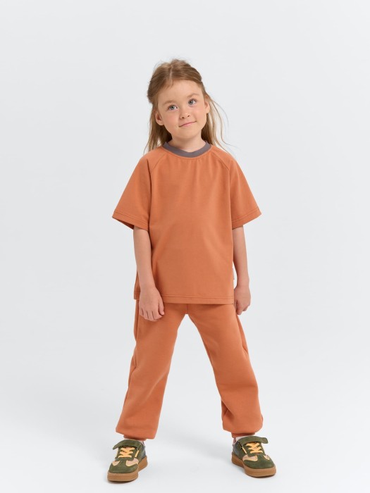 футболка "карамель" по цене 909 руб вид справа