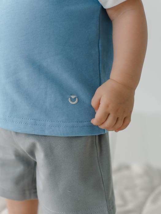 футболка колор блок "небо" 0+ по цене 629 руб вид справа