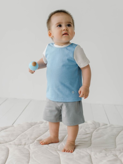 футболка колор блок "небо" 0+ из россии вид сбоку