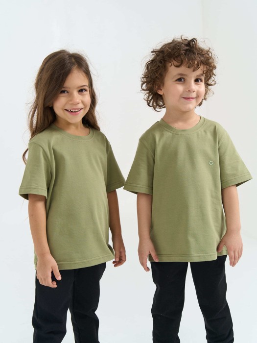 футболка "олива" от 1 до 3 лет с изнаночной стороны