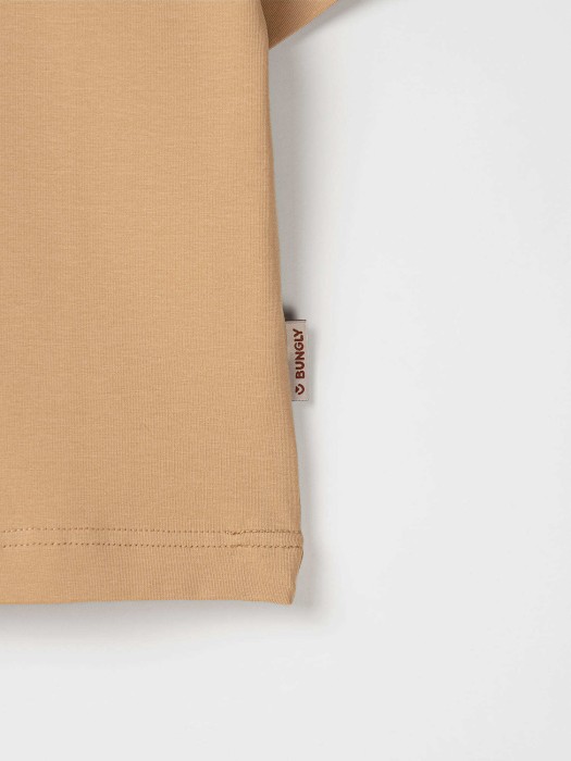 футболка оверсайз "беж" с принтом из россии вид сбоку