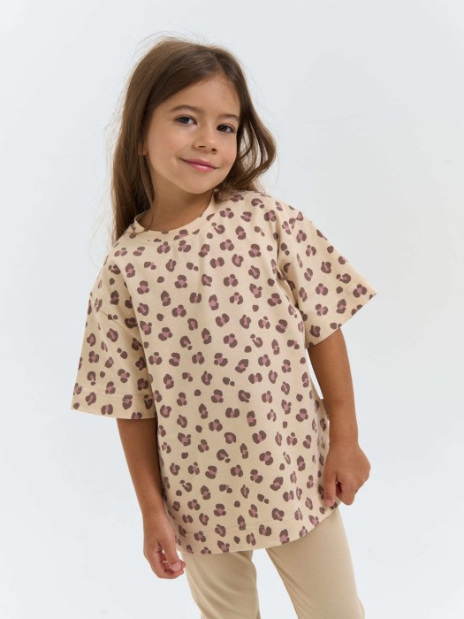 футболка оверсайз "бежевый леопард" от бренда bungly вид слева