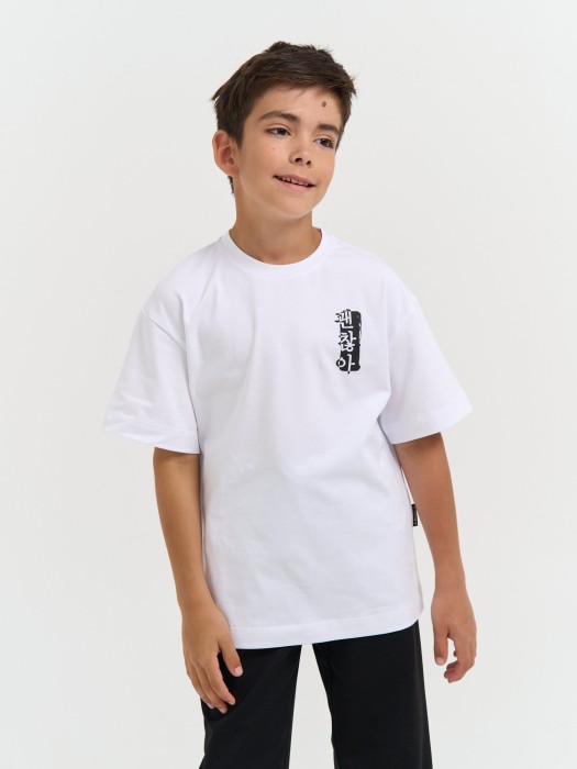 футболка оверсайз "мне ок" 7+ от бренда bungly вид слева